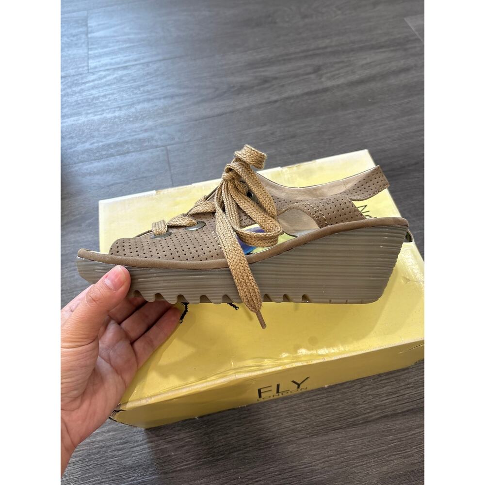 London Fly Ylva Perforated Khaki Color Sandals Size 41 - Picture 6 of 14